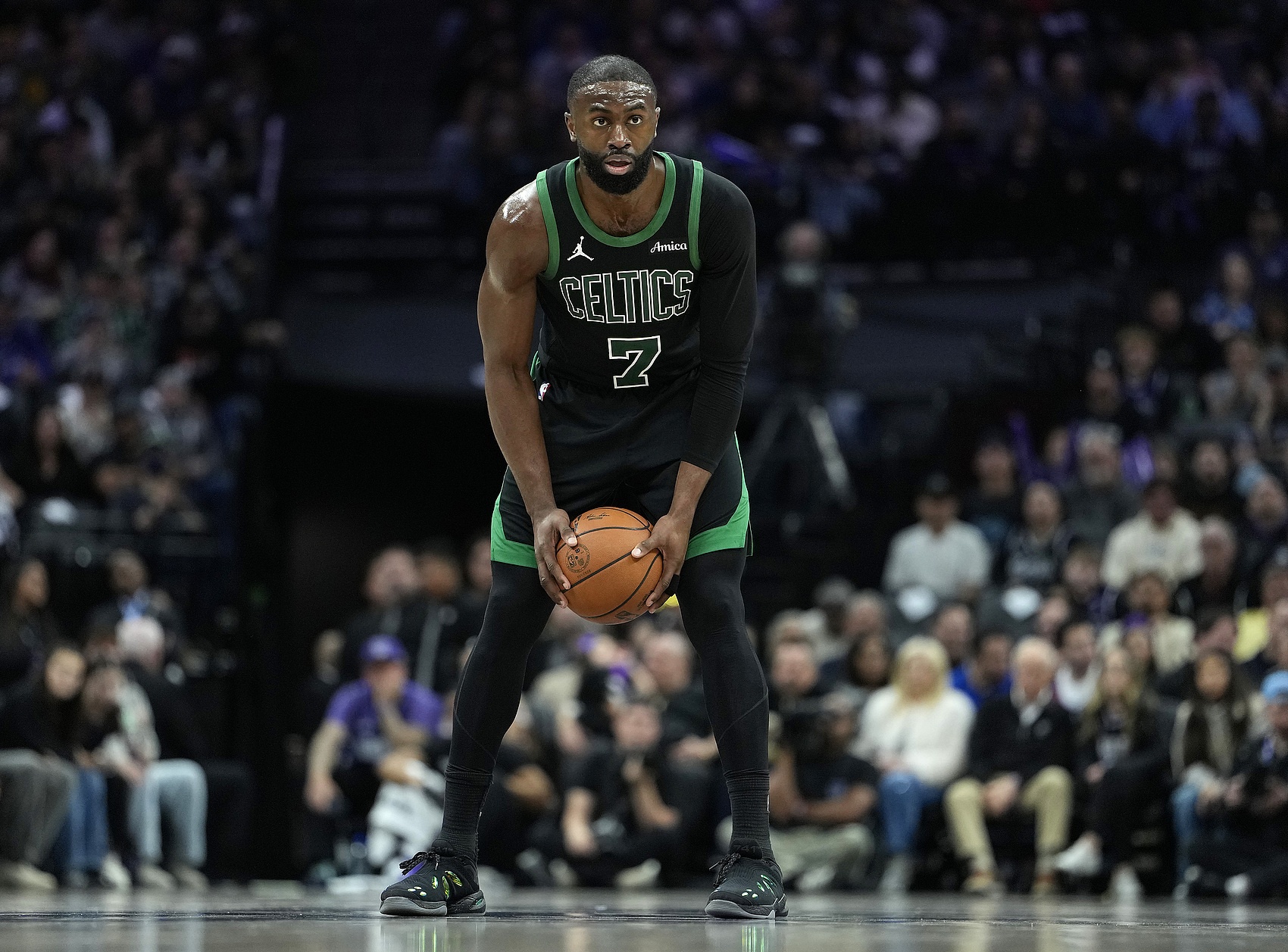 开云移动端-我要正义！杰伦·布朗公开喊话：罚我款吧 我早就受够了这些破事